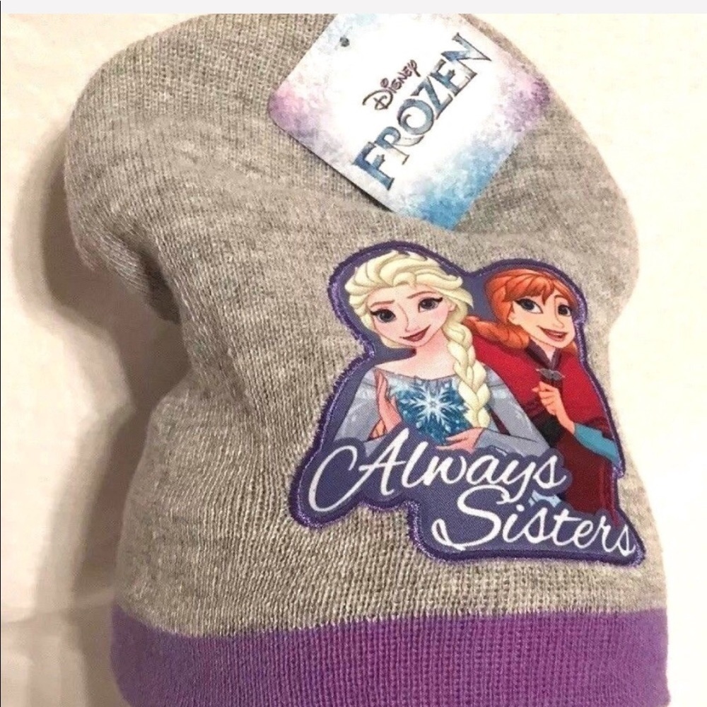 New Childs Disney Frozen Gray Beanie Hat Cap OS